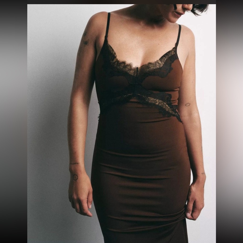 ZARA MIDI DRESS